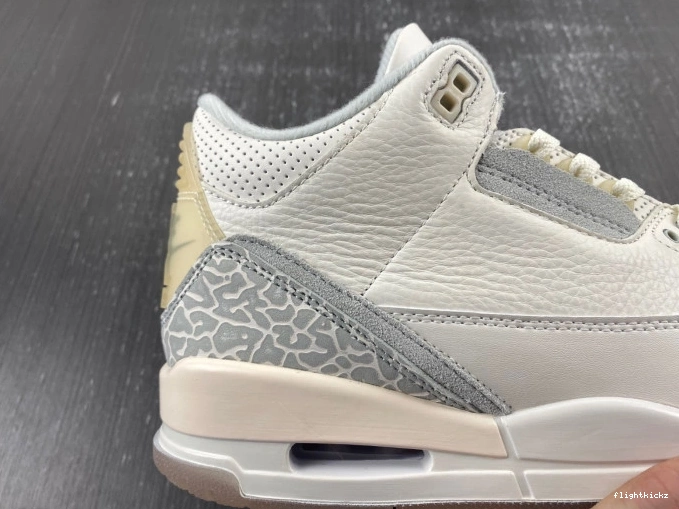 Ivory Jordan Air Craft FJ9479-100 3 0728